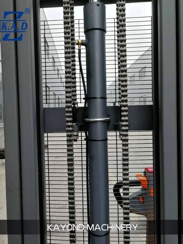 KAD Electric Pallet Stacker with 2 Stage Mast 3 Stage Mast and 1070mm Fork Length for Efficient Warehouse Handling